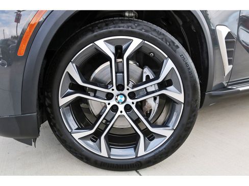 Used 2024 BMW X5 sDrive40i w/ Premium Package image 33