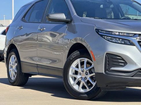 Certified 2024 Chevrolet Equinox LS w/ LS Convenience Package image 3