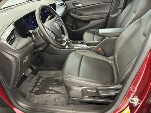 Used 2024 Buick Encore GX Sport Touring w/ Black Roof Package FWD image 37