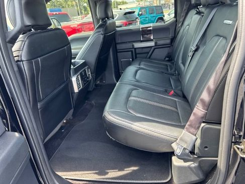 Used 2017 Ford F150 Platinum w/ Equipment Group 701A Luxury AWD/4WD image 16