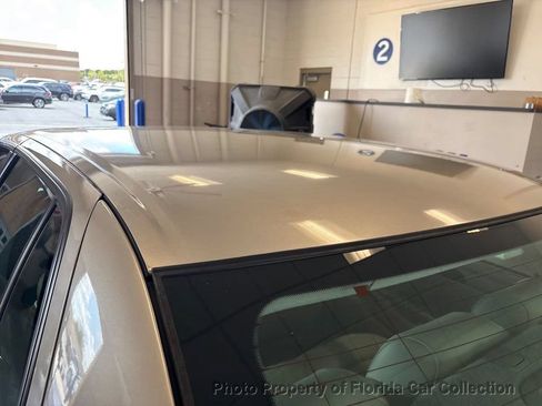 Used 2004 Cadillac De Ville DTS w/ Equipment Group FWD image 13