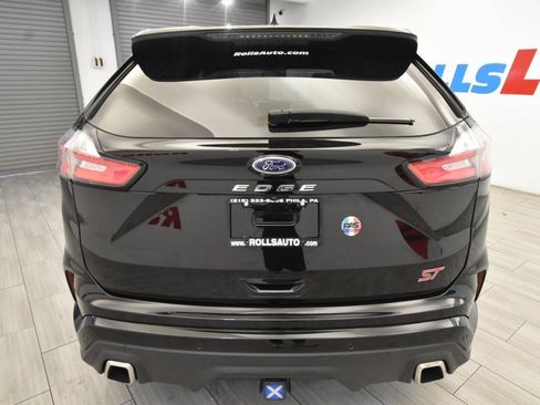 Used 2021 Ford Edge ST w/ Equipment Group 401A AWD/4WD image 4