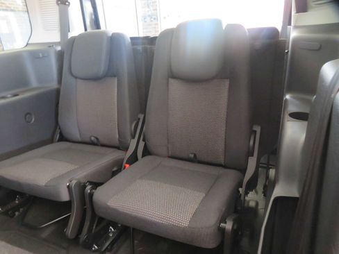 Used 2016 Ford Transit Connect XL image 17