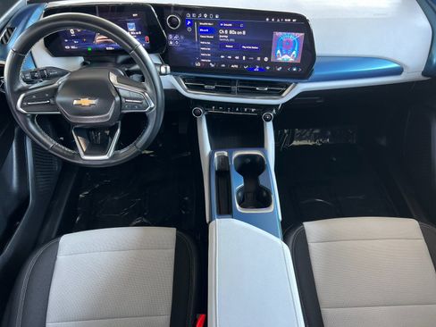 Used 2024 Chevrolet Equinox EV LT AWD/4WD image 12