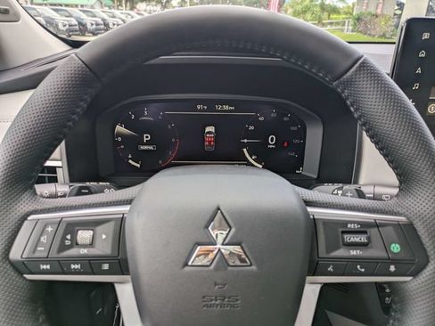 New 2026 Mitsubishi Outlander SEL FWD image 25