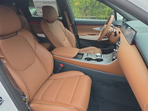 New 2026 Genesis GV70 2.5T Advanced image 10