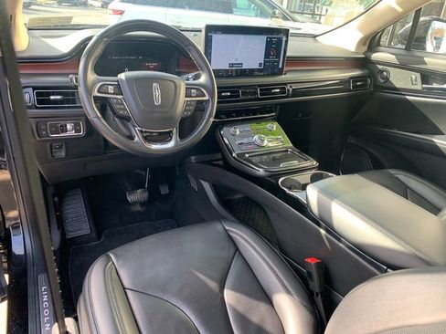 Certified 2023 Lincoln Nautilus Reserve w/ Monochromatic Package image 17