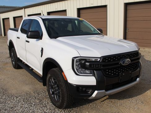 Used 2024 Ford Ranger XLT w/ FX4 Off-Road Package AWD/4WD image 8