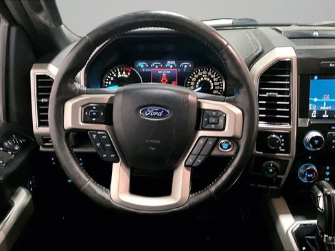 Used 2018 Ford F150 Lariat w/ Equipment Group 502A Luxury image 9