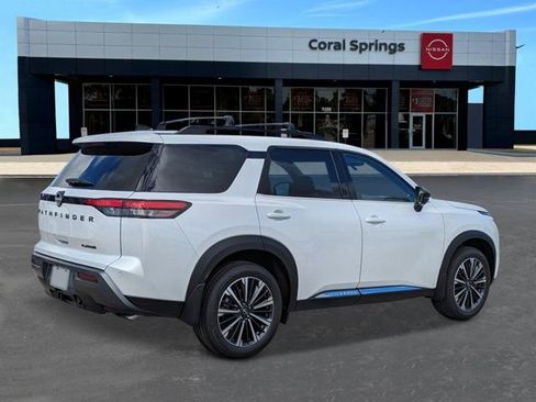 New 2026 Nissan Pathfinder Platinum image 5