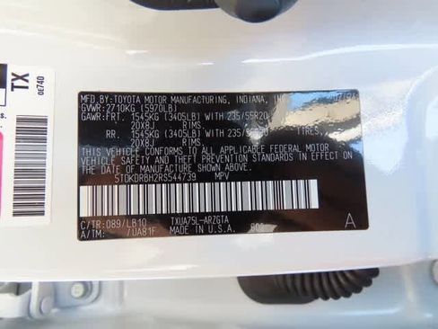 Used 2024 Toyota Highlander Limited image 32