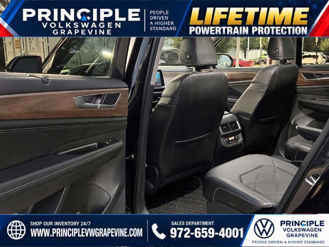Certified 2024 Volkswagen Atlas SE FWD image 24