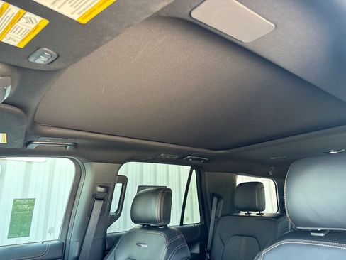 Used 2024 Ford Expedition Platinum AWD/4WD image 26