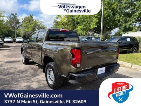 Used 2024 Chevrolet Colorado W/T RWD image 4