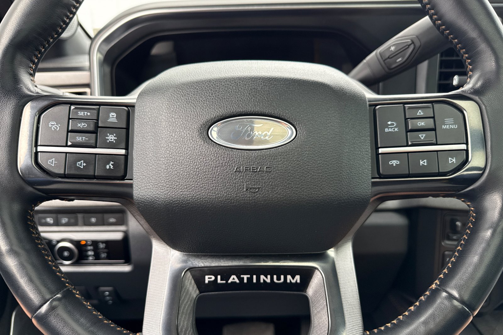 Used 2023 Ford F350 Platinum AWD/4WD image 27