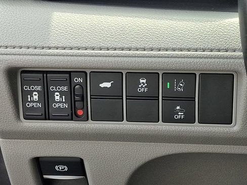 Used 2019 Honda Odyssey EX-L image 26