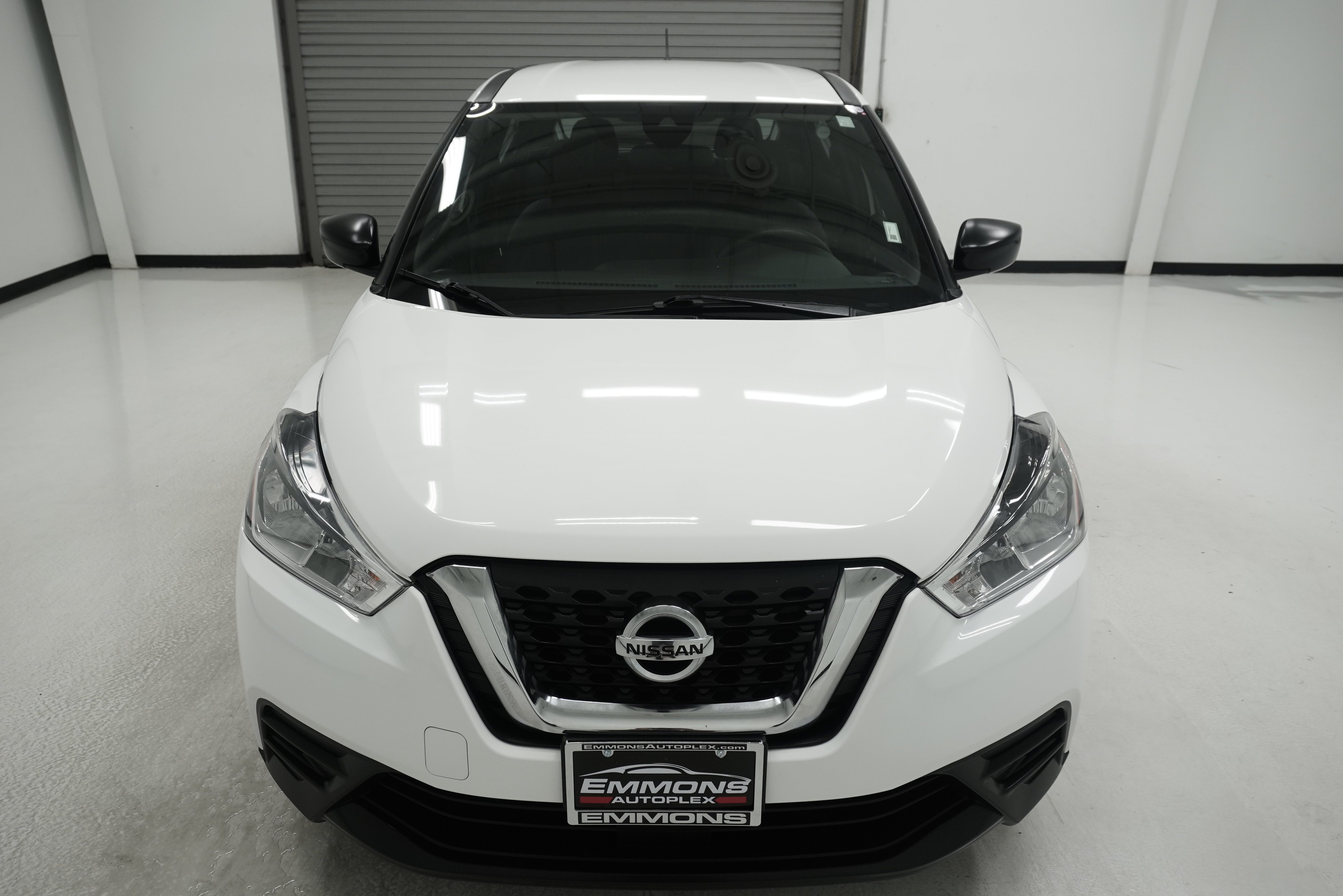 Used 2020 Nissan Kicks S FWD image 2