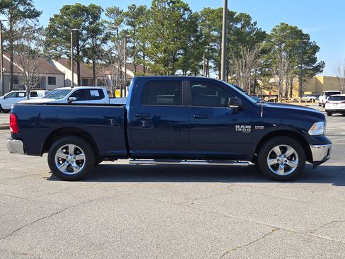 Used 2019 RAM 1500 Big Horn image 8