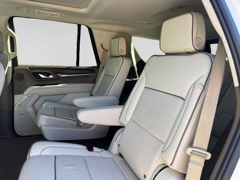 Used 2022 GMC Yukon Denali AWD/4WD image 27