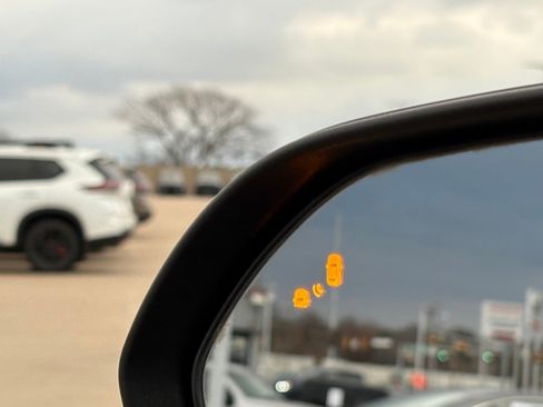 Used 2021 Kia Seltos EX image 13