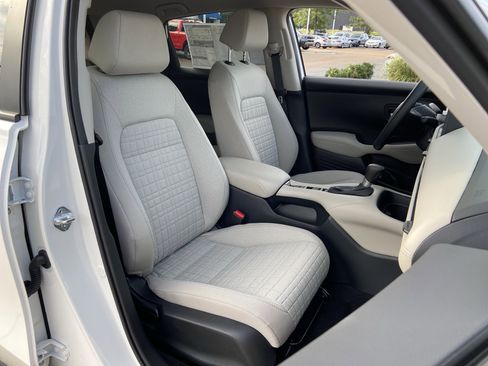 New 2027 Honda HR-V LX image 23