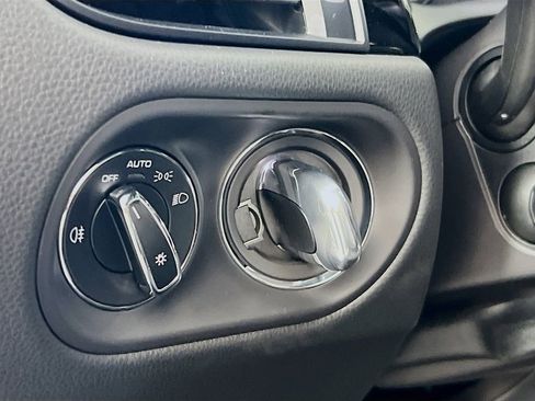 New 2026 Porsche Macan image 11