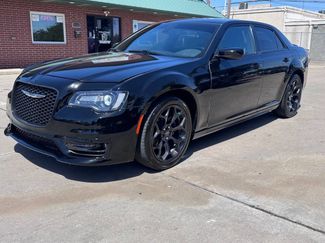 Used 2019 Chrysler 300 S w/ S Model Appearance Package RWD video 1