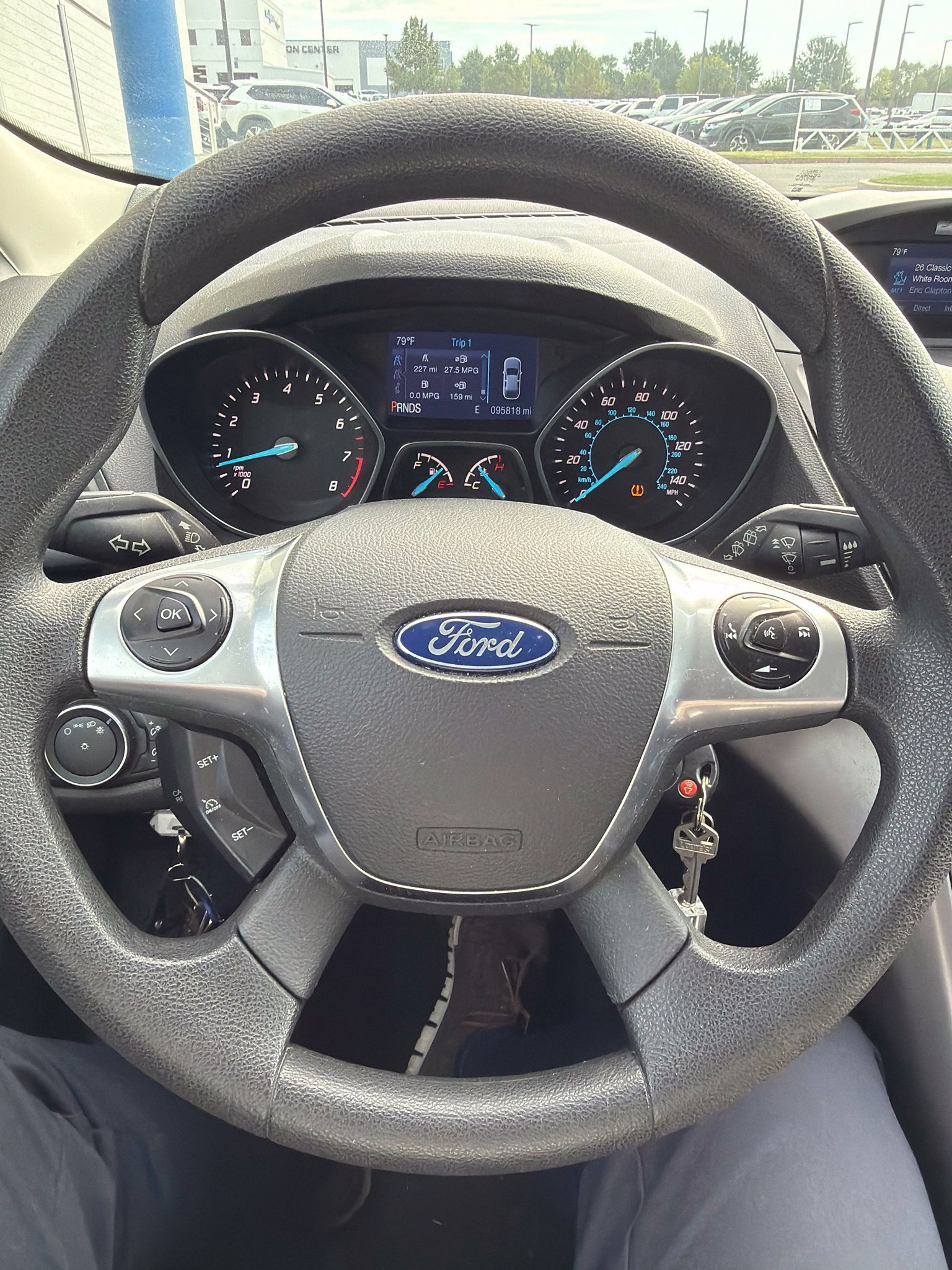 Used 2015 Ford Escape SE AWD/4WD image 4