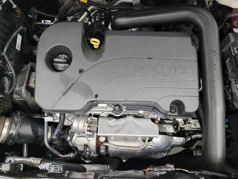 Used 2023 GMC Terrain SLT w/ Infotainment Package II image 30