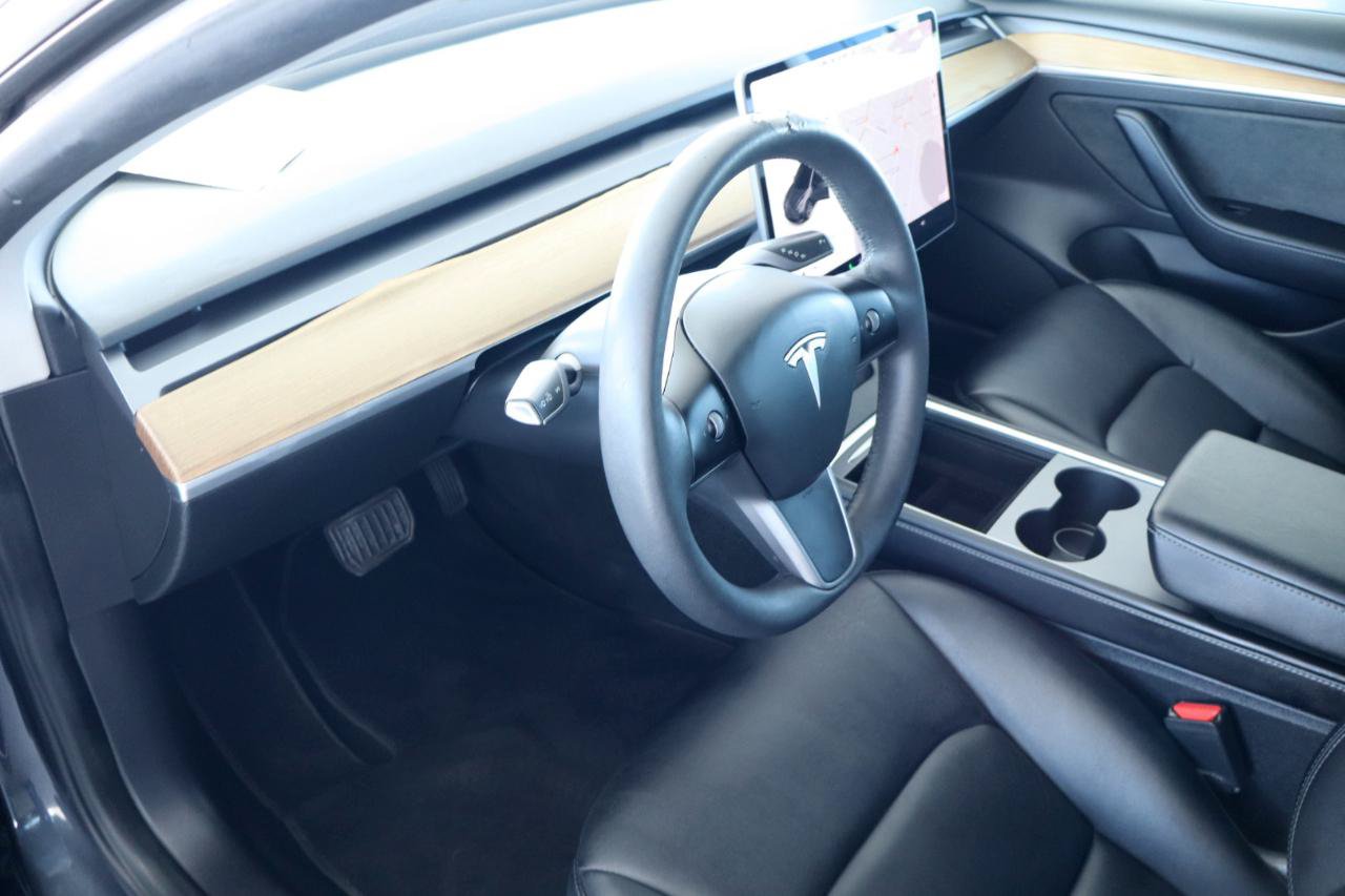 Used 2021 Tesla Model 3 RWD image 15