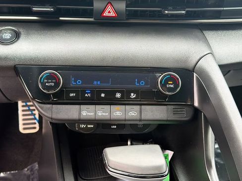 Certified 2026 Hyundai Elantra Sport FWD image 15
