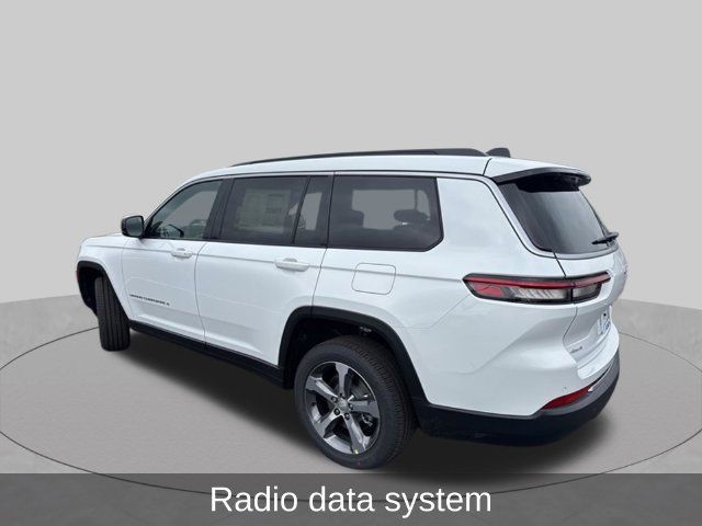 Used 2026 Jeep Grand Cherokee L Limited AWD/4WD image 6