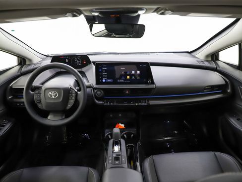 Used 2025 Toyota Prius Limited image 13