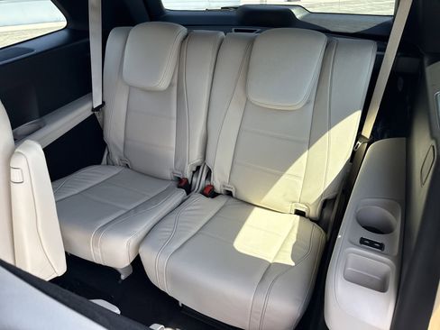 New 2026 Mercedes-Benz GLS 580 4MATIC image 14