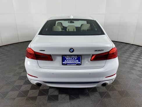 Used 2019 BMW 530i xDrive w/ Convenience Package image 10