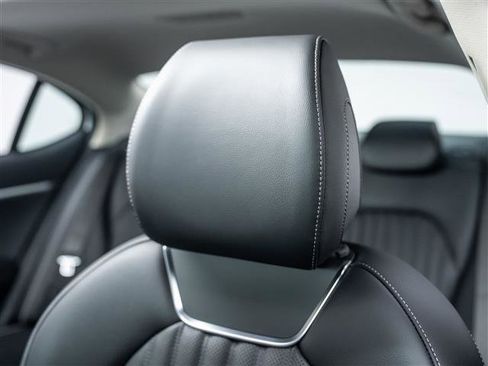 New 2026 Genesis G70 2.5T Prestige image 19