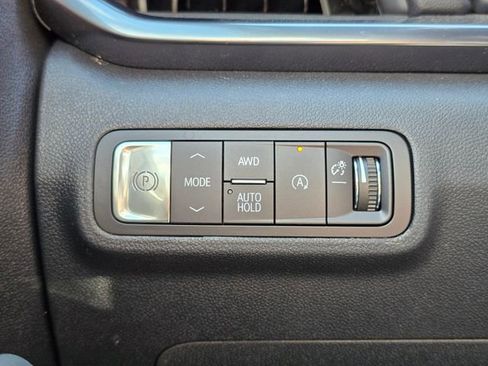 New 2026 GMC Terrain AT4 w/ Technology Package II AWD/4WD image 33