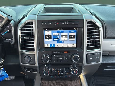 Used 2017 Ford F350 Lariat w/ Lariat Value Package image 27