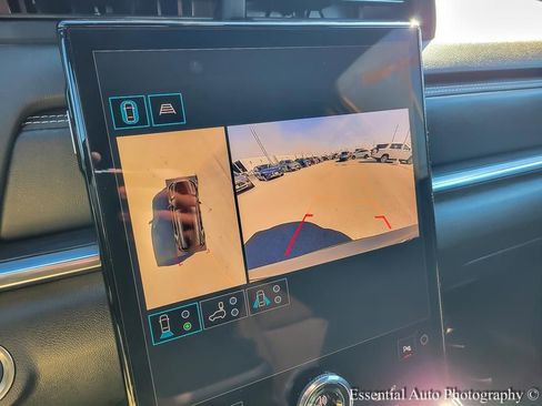 Used 2025 GMC Terrain Elevation w/ Technology Package II image 14