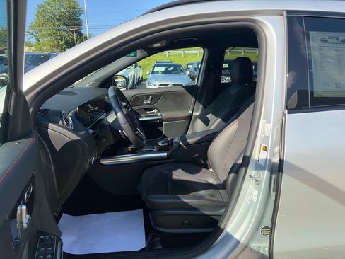 Certified 2022 Mercedes-Benz GLA 250 4MATIC image 11