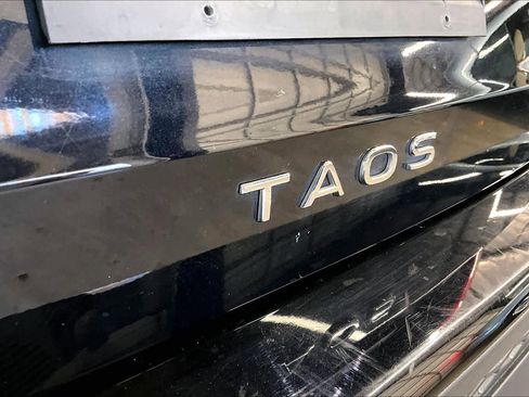 Used 2023 Volkswagen Taos S image 10