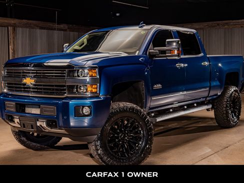 Used 2016 Chevrolet Silverado 2500 High Country w/ Duramax Plus Package image 5
