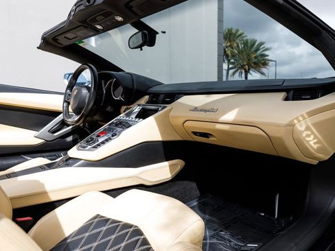 Used 2014 Lamborghini Aventador LP 700-4 AWD/4WD image 13