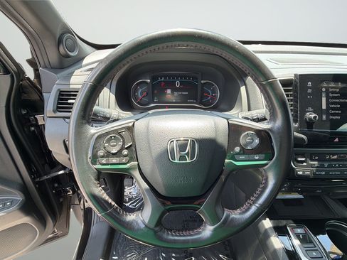 Used 2020 Honda Pilot Black Edition image 16