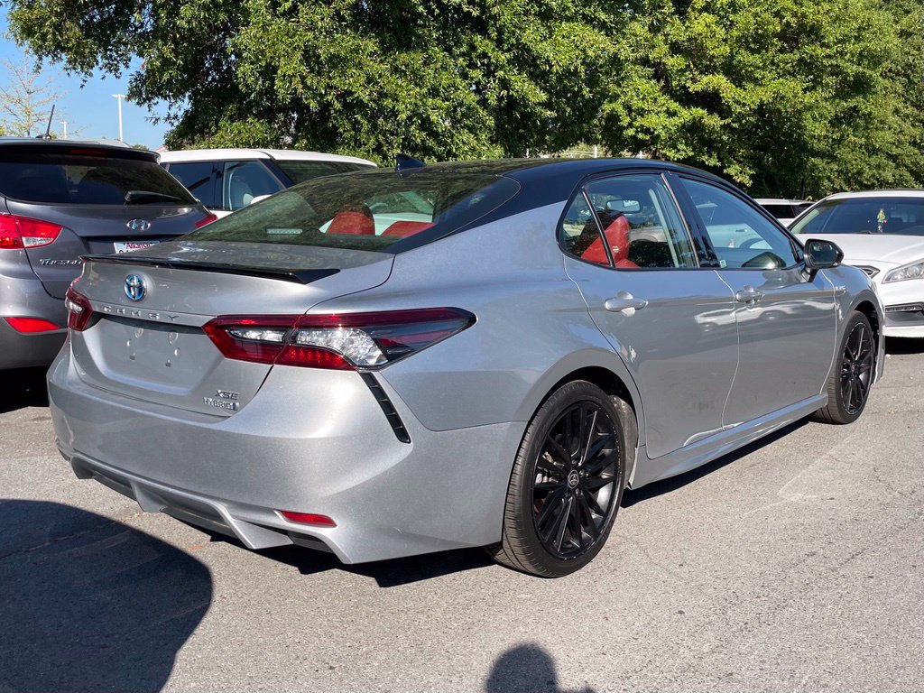 Used 2021 Toyota Camry XSE w/ Navigation Upgrade Package FWD image 4