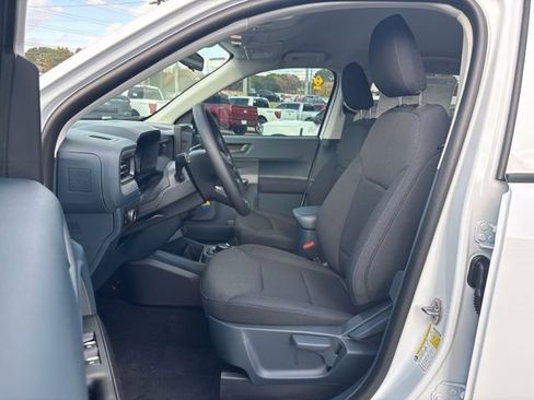 New 2025 Ford Maverick XL image 13