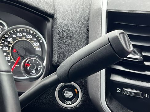 Used 2023 RAM 2500 Big Horn w/ Level 1 Equipment Group image 20