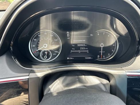 Used 2022 Genesis GV70 3.5T Sport w/ Sport Advanced Package AWD/4WD image 42
