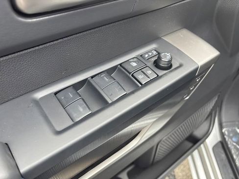 New 2026 Toyota Tundra Platinum AWD/4WD image 15
