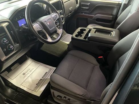 Used 2017 GMC Sierra 1500 SLE w/ SLE Value Package AWD/4WD image 10